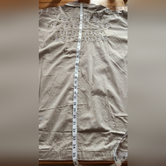 NWT Rocawear button down short sleeve grey With Pinstripes shirt 2 pockets 3XL - Picture 16 of 16